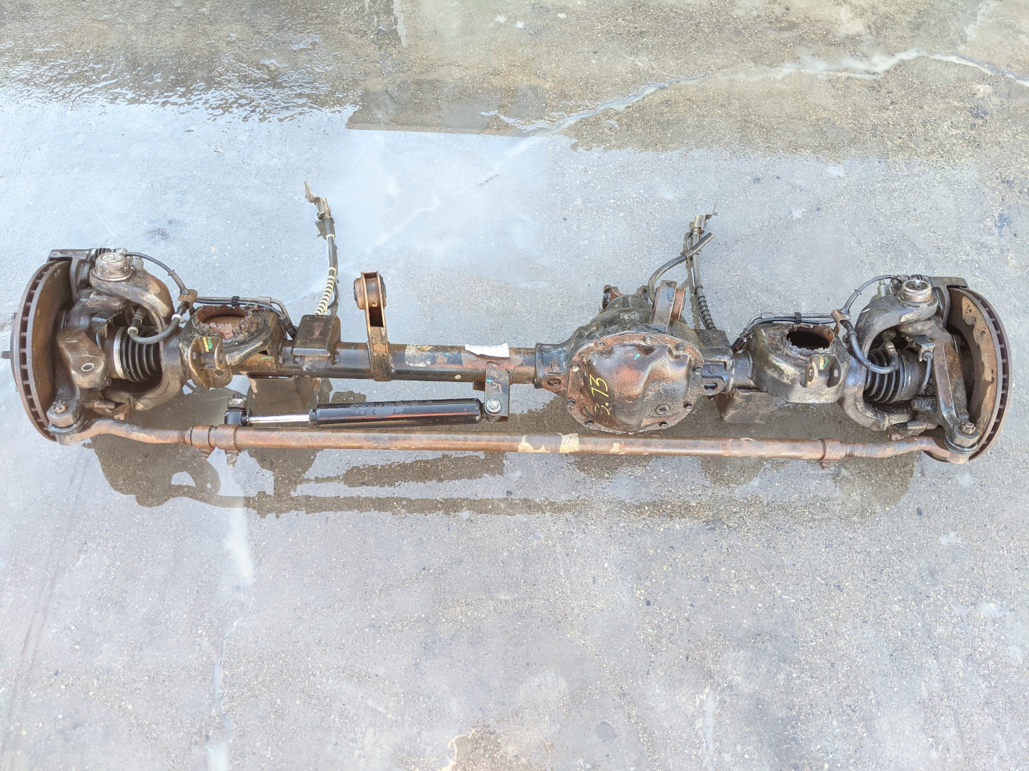 Grand Cherokee WJ Front Axle Dana 30 with 3.73 Gear Ratio 04 Parts