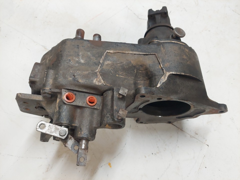 7679 CJ Transfer Case Dana 20 AMC C181524 Parts Breakers Rust