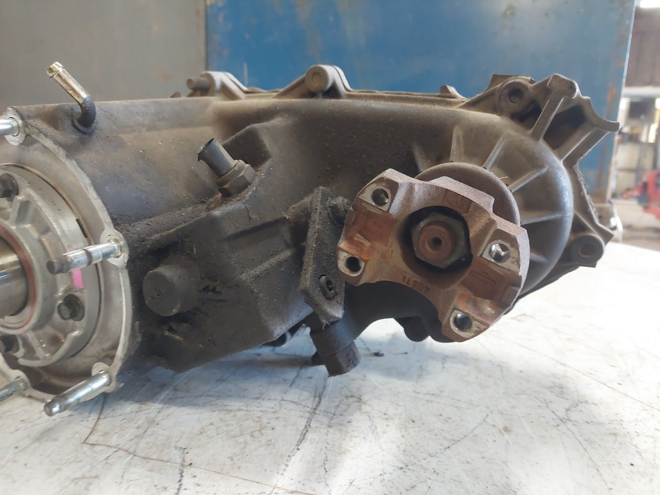 NP231J Transfer Case Command Trac 4WD 9706 TJ XJ 52099212 Parts