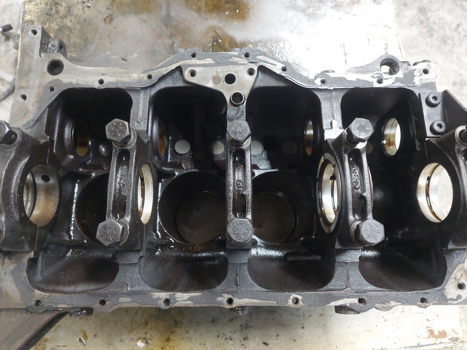 Jeep 2.5L Builder Core Block 4 Cylinder Engine 53005532 19871990