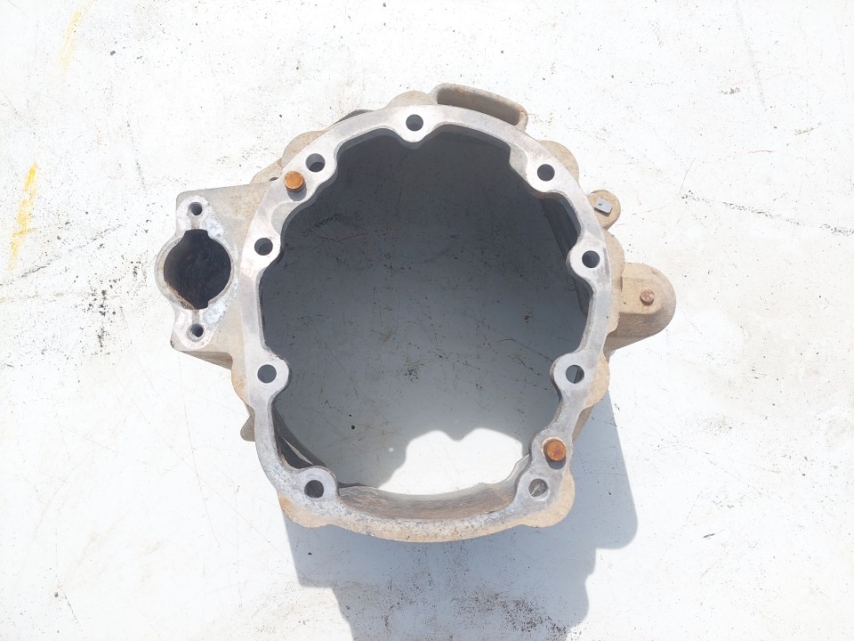 Wrangler TJ 4 Cyldinder Bell Housing 2.4L P52107786AA Parts Breakers