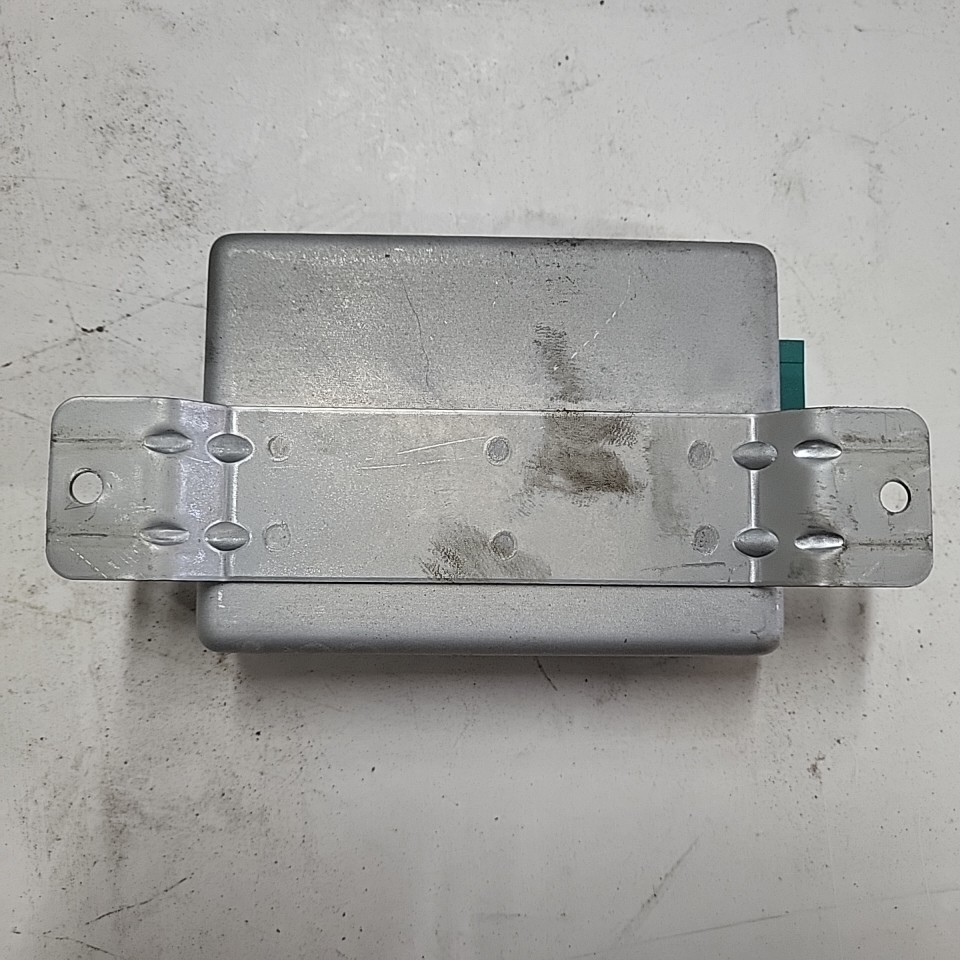 53008383 1991 Cherokee XJ Transmission Control Module TCM AT 4.0L