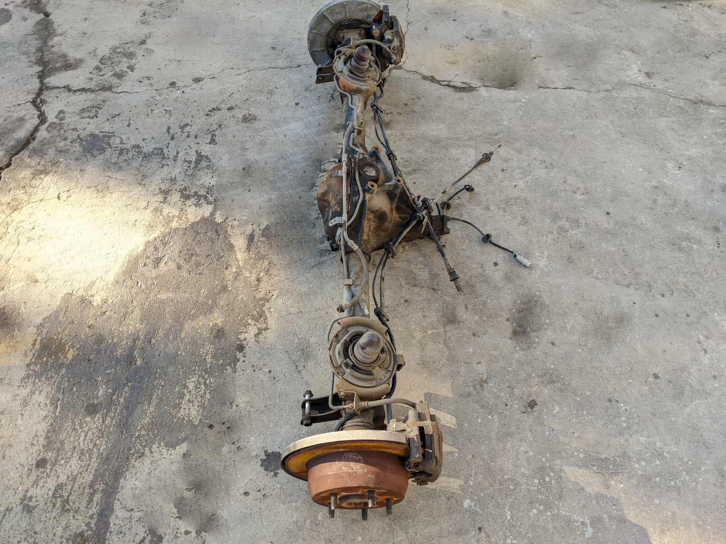 Grand Cherokee WJ Rear Axle Dana 35 with 3.73 Gear Ratio 04 Parts