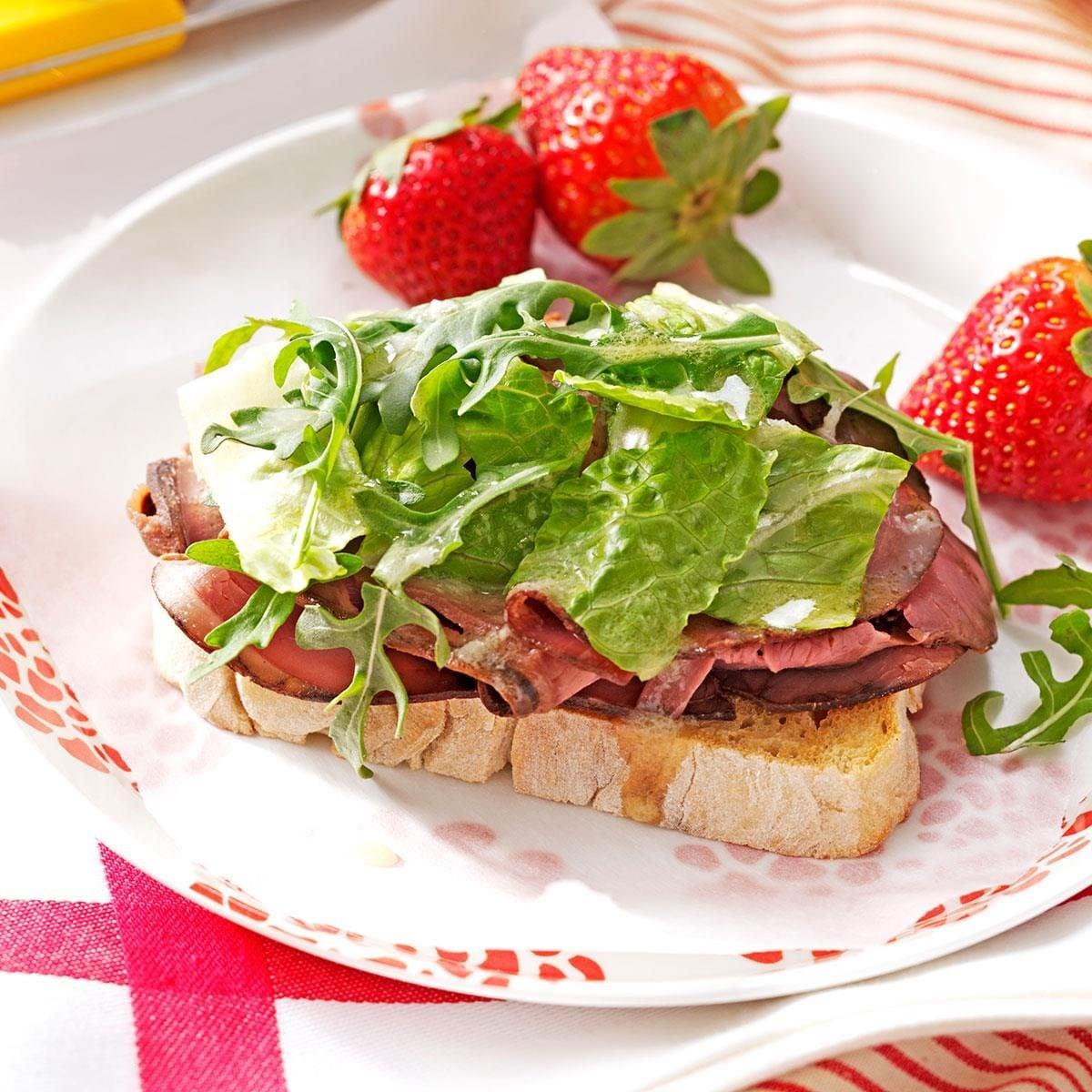 Open-Faced Roast Beef Sandwiches | Punchfork