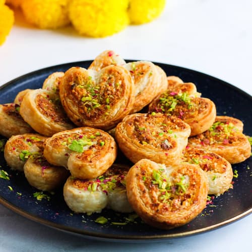Gujiya Hearts | Punchfork