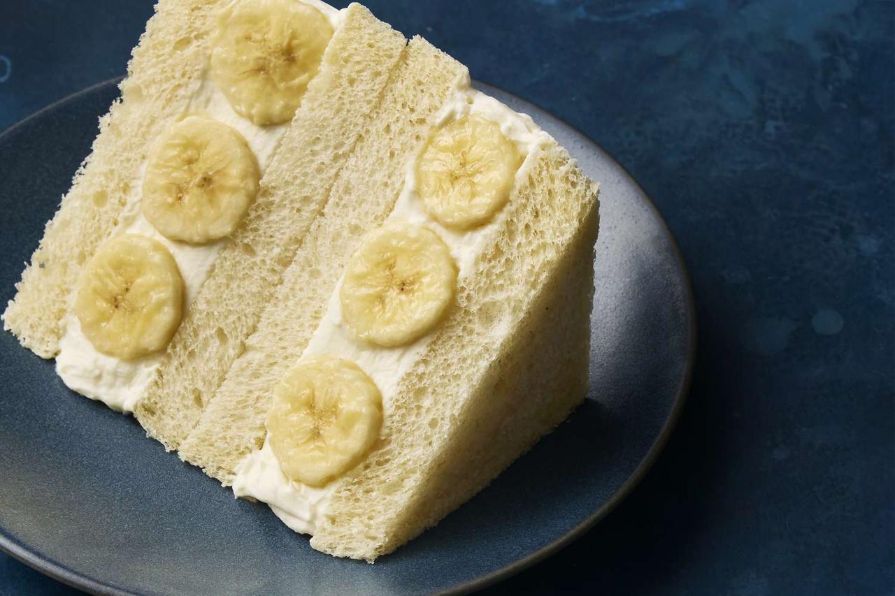 Banana and White Chocolate Japanese Fruit Sandwich | Punchfork