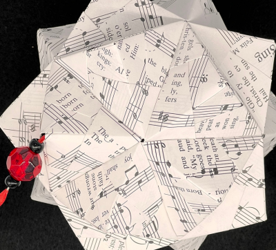 Hymn book ornament 40 %281 available%29