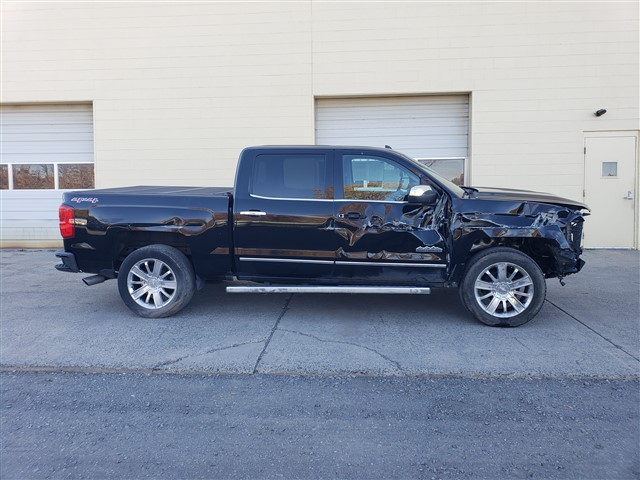 2016 Chevrolet Silverado 1500 High Country's photo
