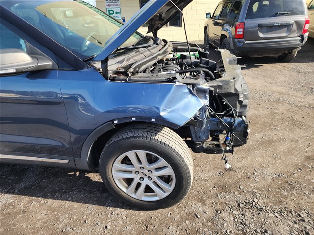 2019 Ford Explorer XLT - Photo 16