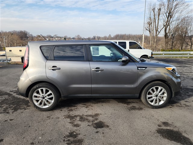 2017 Kia Soul +