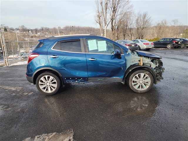 2020 Buick Encore Preferred's photo