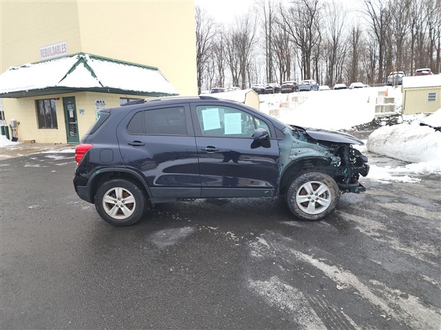 2021 Chevrolet Trax LT's photo