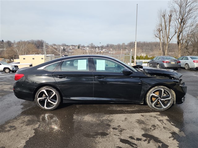 2020 Honda Accord Sport's photo