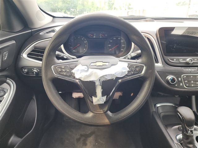 2023 Chevrolet Malibu 1LT - Photo 10