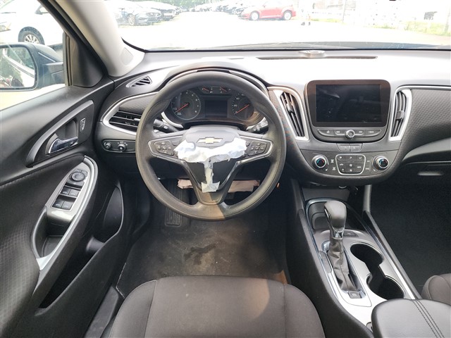 2023 Chevrolet Malibu 1LT - Photo 11