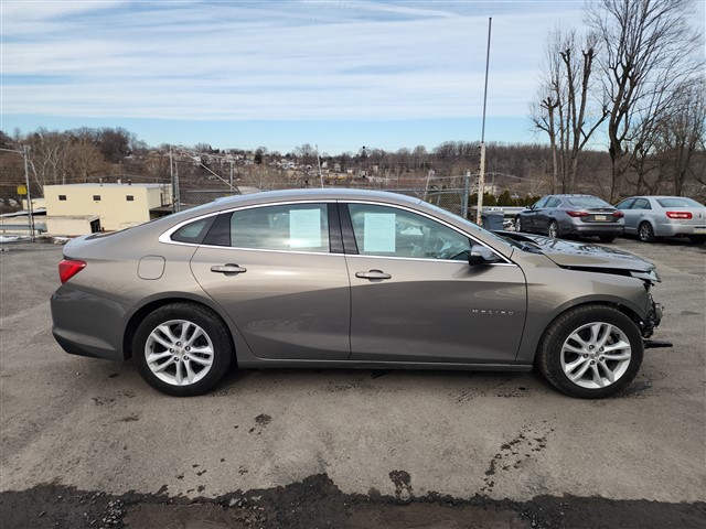 2017 Chevrolet Malibu 1LT