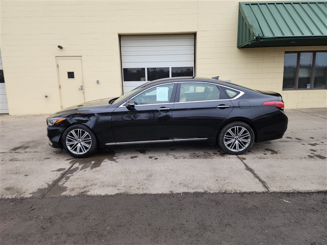 2018 GENESIS G80 Base