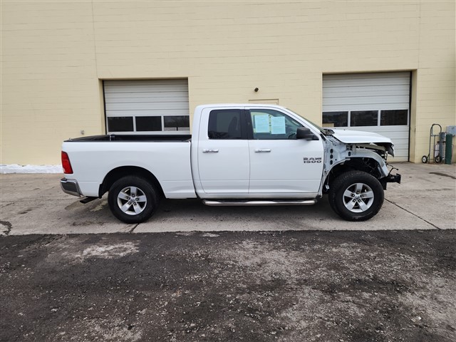 2017 RAM Ram 1500 Pickup SLT