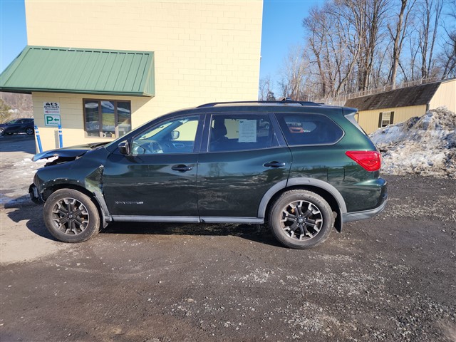 2019 Nissan Pathfinder S