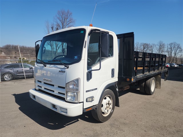 2013 Isuzu NPR HD - Photo 18