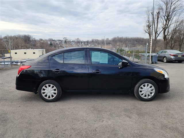 2018 Nissan Versa Sedan S Plus