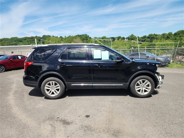2018 Ford Explorer XLT 4WD's photo