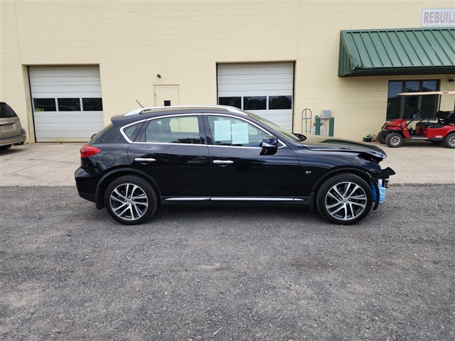 2016 INFINITI QX50 AWD's photo