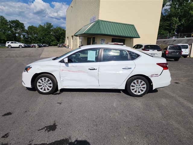 2017 Nissan Sentra SV CVT's photo