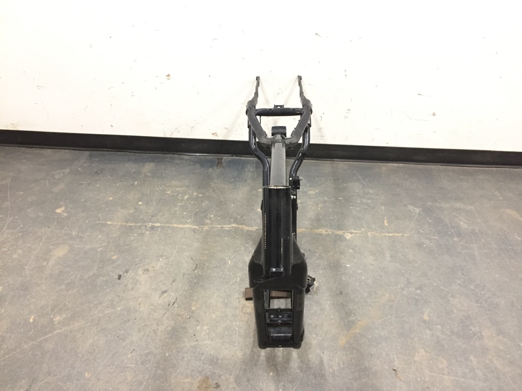 Main Frame Chassis 2003 Harley-Davidson Sportster 883 Hugger XLH883 3236