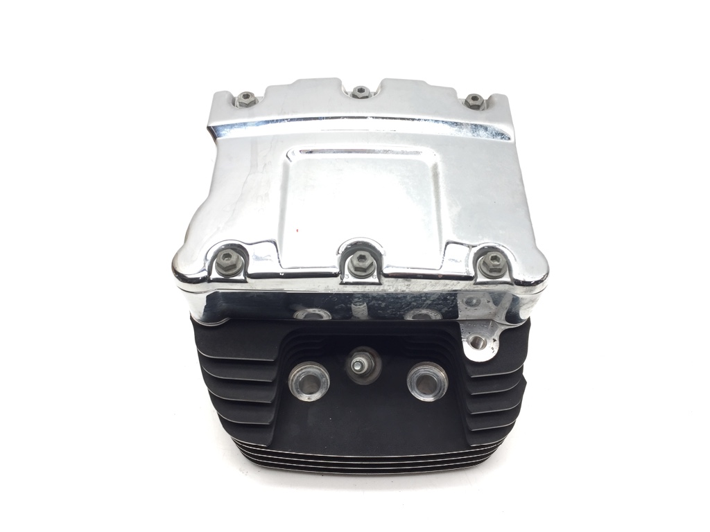 Engine Cylinder Head Complete Front 2004 Harley Road King Custom FLHRS 3220 x