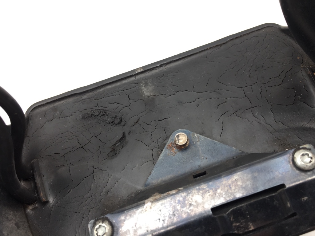 Ignition Voltage Regulator 2004 Harley-Davidson Road King Custom FLHRS 3220 x