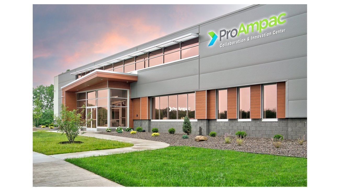 Visit the Collaboration & Innovation Center Group Image