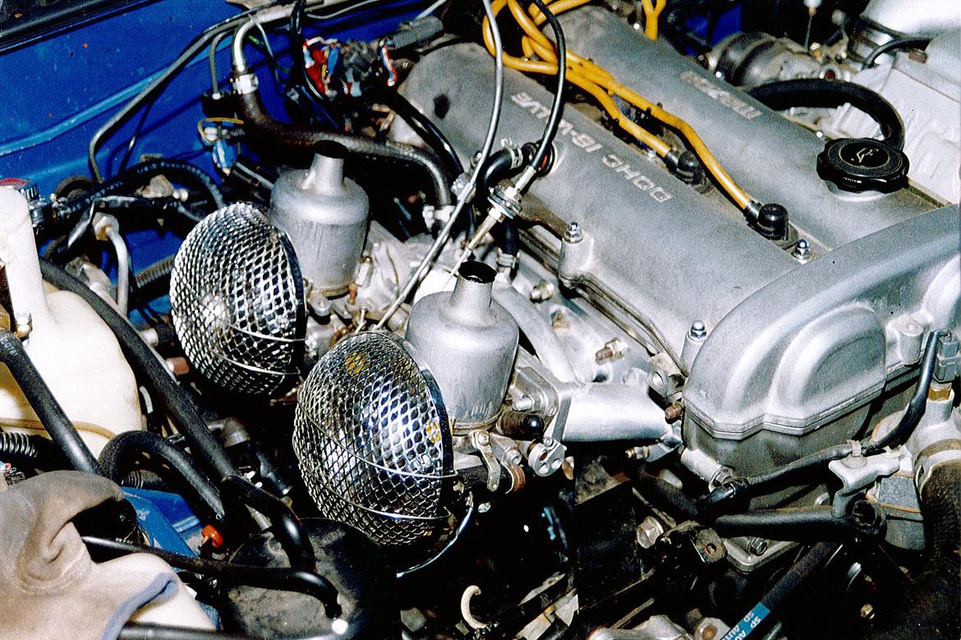 Today’s Hot Message Board Topic Replacing Fuel Injection With SU