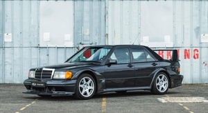 Mercedes-Benz 230 SL Pagoda with rare ZF 5-speed gearbox