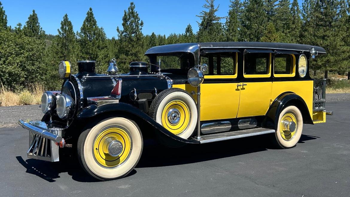One of 15 “Sound Trains” used by Paramount to promote its theaters