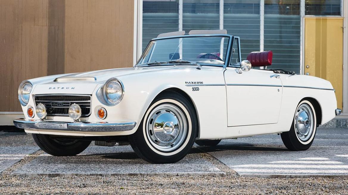 Is this a best-in-show Datsun 2000 Sports? Its record says yes