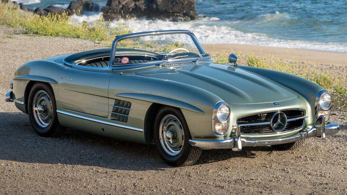 Award-winning Mercedes-Benz 300 SL formerly owned by Lucky Casner
