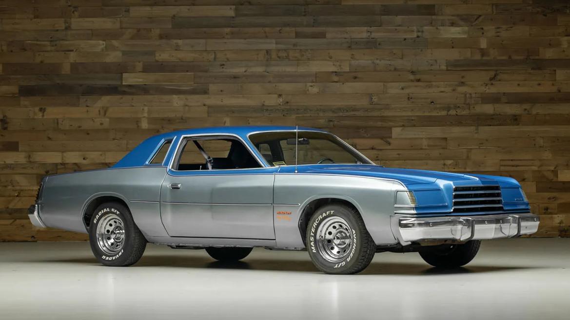 Homologation special? Try one from NASCAR–like this Dodge Magnum XE.