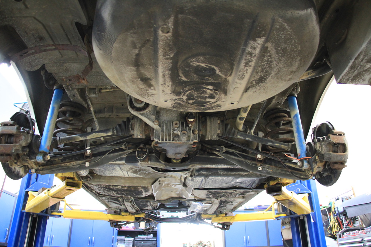 Project BMW 318is Subframe R&R BMW 318is Project Car Updates