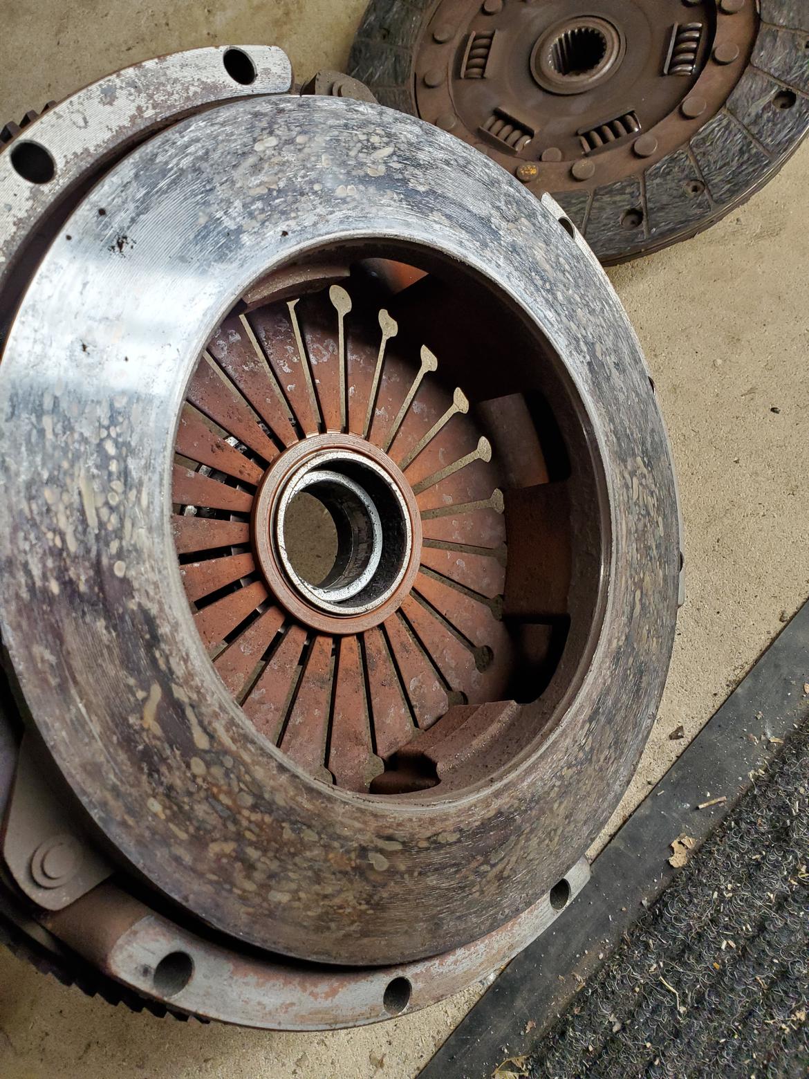 944 clutch wear (bad pilot bearing?) Grassroots Motorsports forum