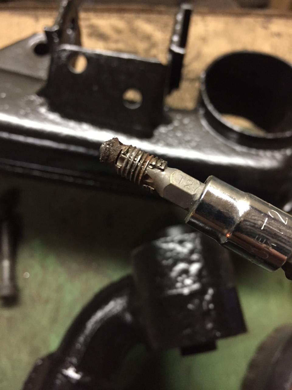 Best tool for rounded off brake bleeder? Grassroots Motorsports forum