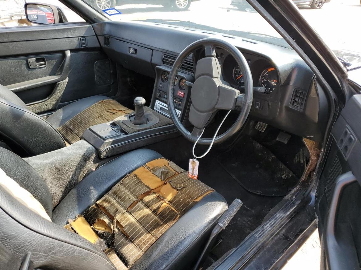 You Need This: Right-hand-drive Porsche 924 project | News