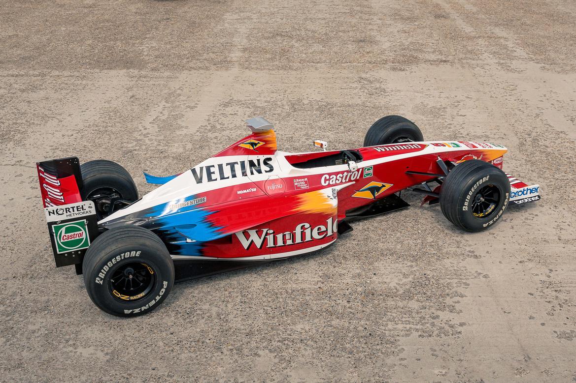 Alex Zanardi raced this Williams FW21 in Formula 1 | Renault FW21