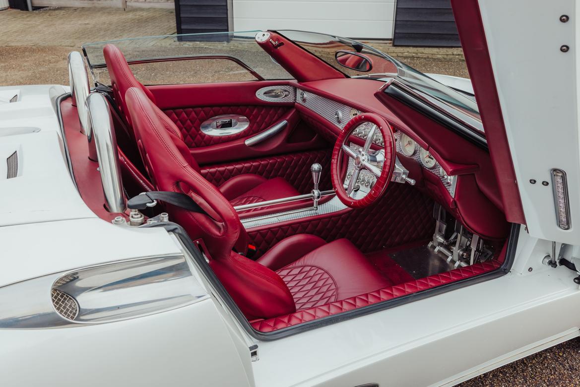 Only this Spyker C8 Spyder came in this color | Bonhams C8 Spyder