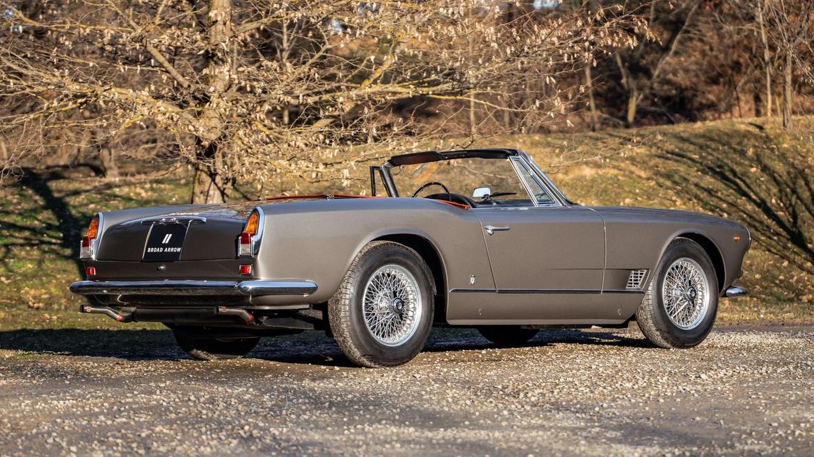 They built this Maserati 3500 GT Spyder before production started