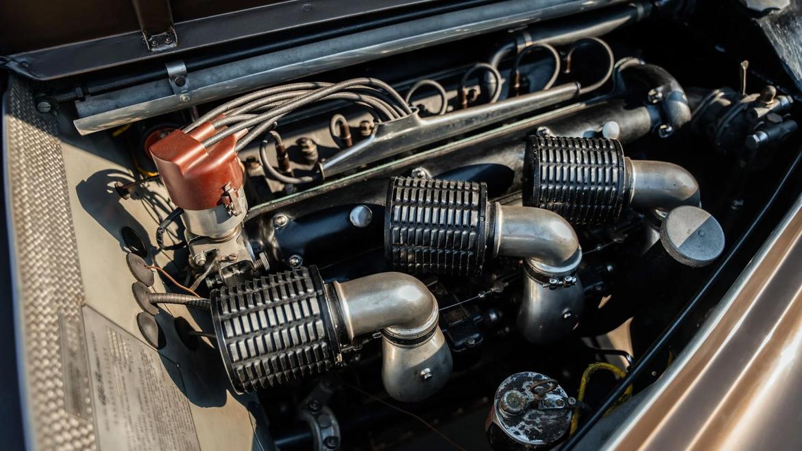 An Alfa Romeo 6C 2500 unlike others, the first Aerlux Coupe | Alfa