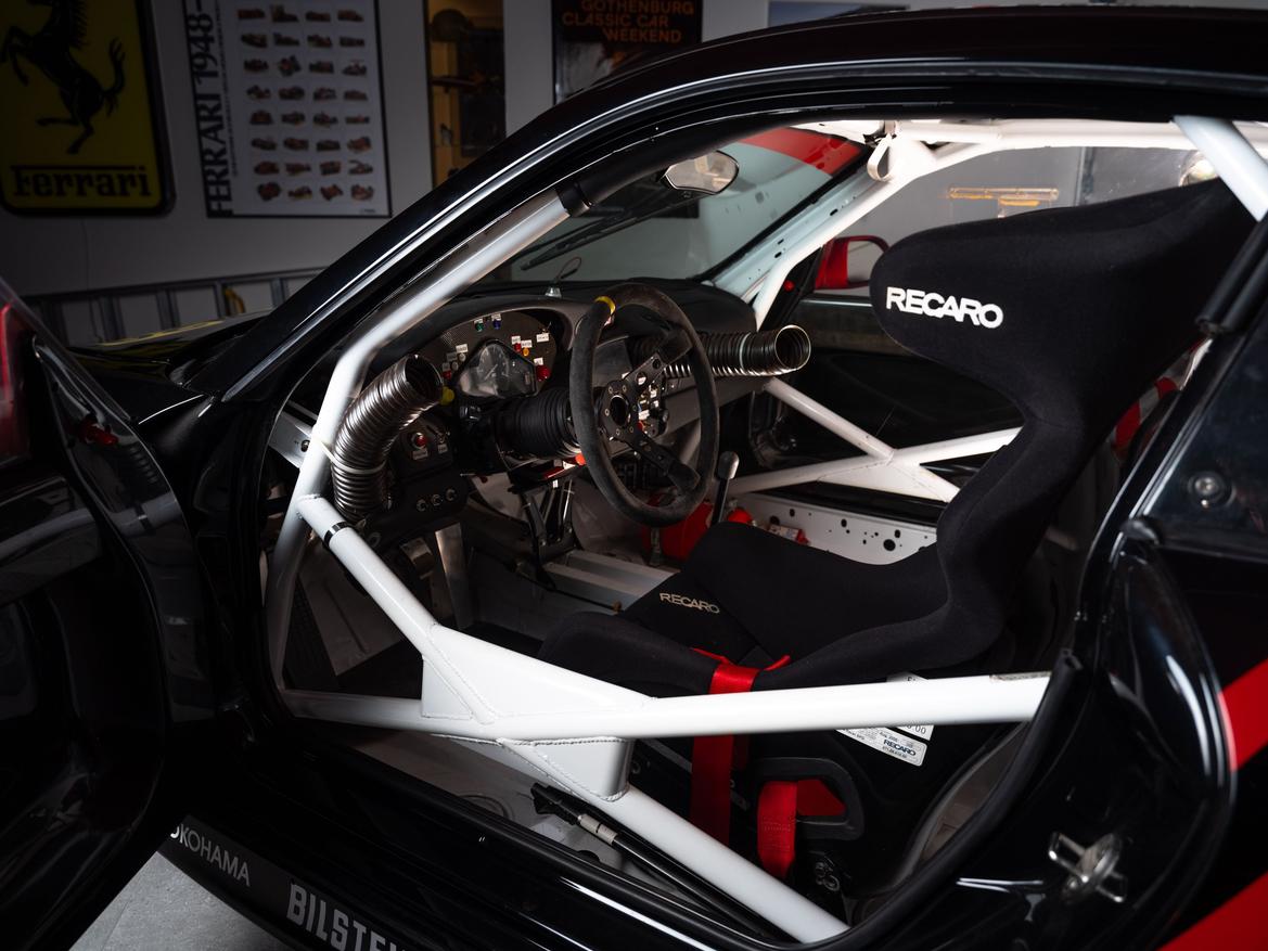 This 996 GT3-R is first, both in production and on track | Porsche