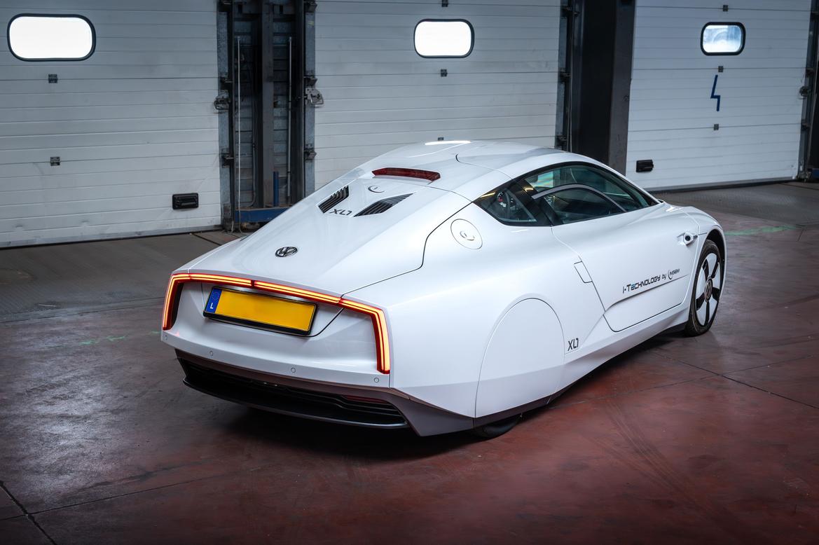 Can efficiency be attractive? The Volkswagen XL1 | Volkswagen XL1