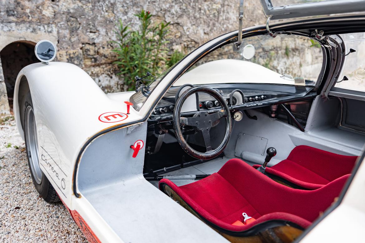 How much did a racer love this Porsche? He owned it for 40 years