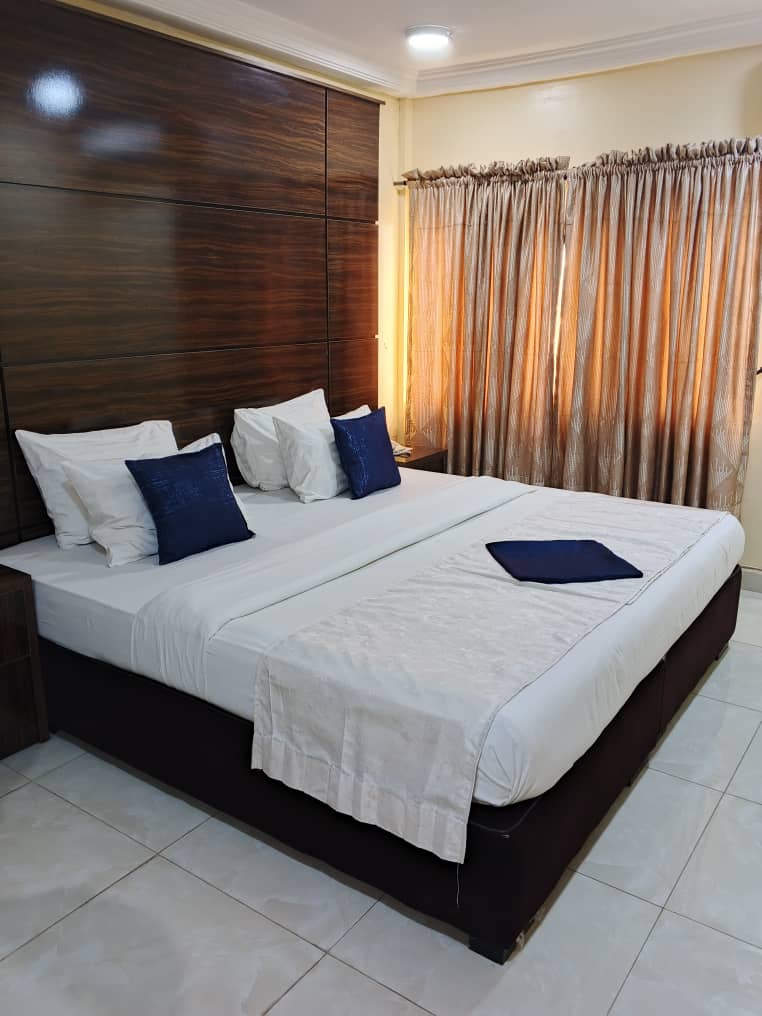Executive Room 2